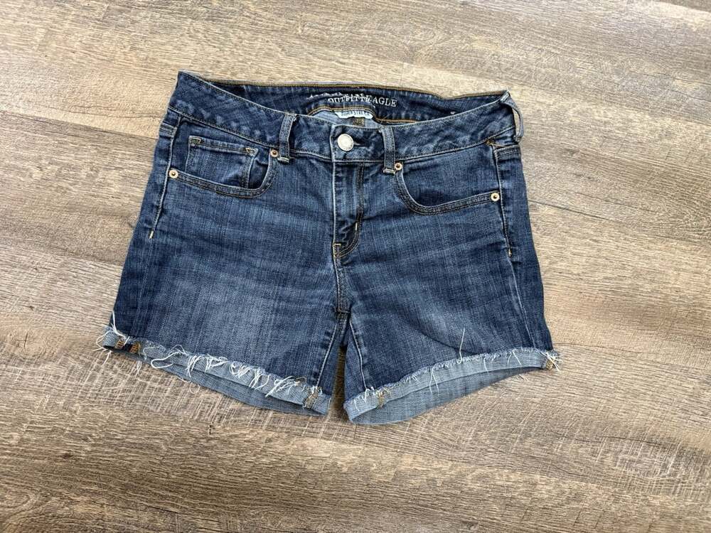 American Eagle Super Stretch Dark Wash Midi Raw Hem Jean Shorts Womens 10